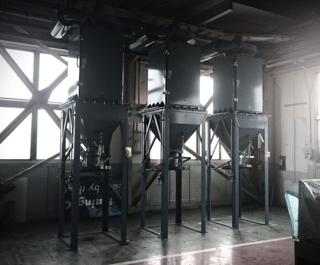 乾式集塵機(カートリッジフィルター式)